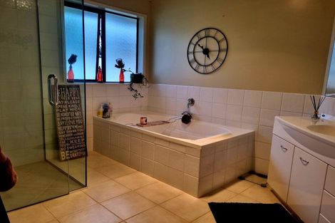 Photo of property in 94 Wentworth Drive, Rototuna North, Hamilton, 3210