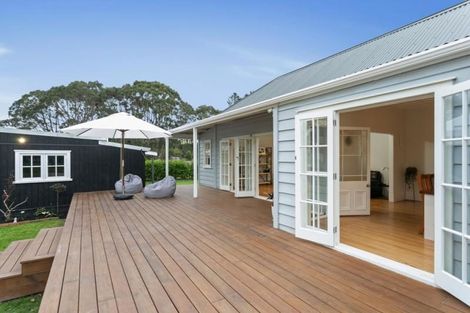 Photo of property in 29 Taupaki Road, Taupaki, Henderson, 0782