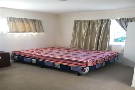 Photo of property in 114 Flanshaw Road, Te Atatu South, Auckland, 0610