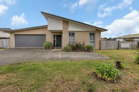 Photo of property in 372 One Tree Point Road, One Tree Point, 0118