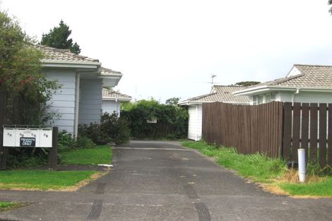 Photo of property in 6a Afton Place, Ranui, Auckland, 0612