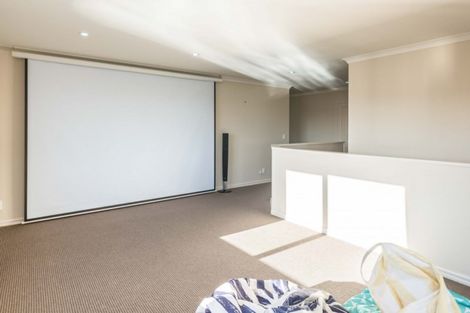 Photo of property in 11 Trusham Court, Paraparaumu, 5032