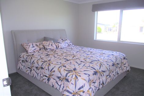 Photo of property in 7 Seafoam Place, Waihi Beach, 3611