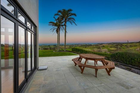 Photo of property in 141 Valley Road, Waitoki, Kaukapakapa, 0871