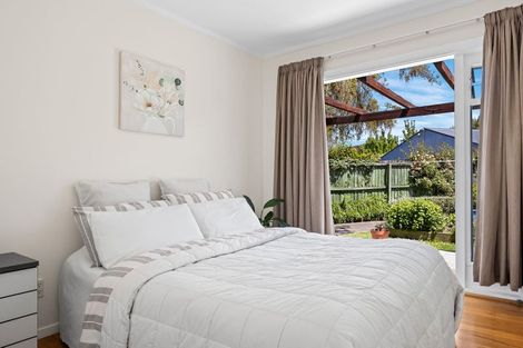 Photo of property in 6 Nyoli Street, Northcote, Christchurch, 8052