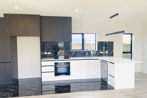 Photo of property in 46 Auranga Drive, Karaka, Papakura, 2113