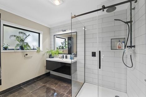 Photo of property in 12 Nikau Place, Hawera, 4610