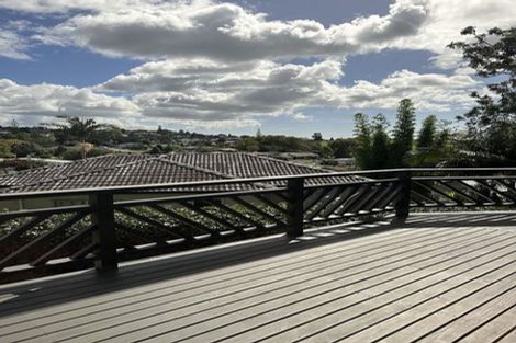 Photo of property in 27a Downing Street, Glenfield, Auckland, 0629