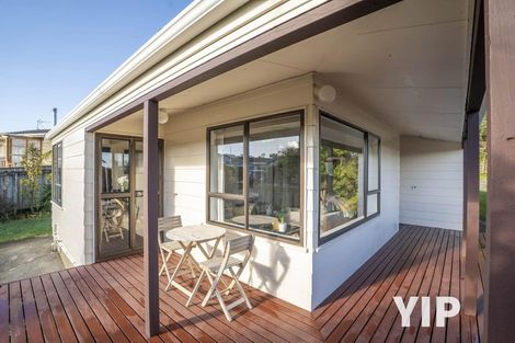 Photo of property in 30 Guadeloupe Crescent, Grenada Village, Wellington, 6037