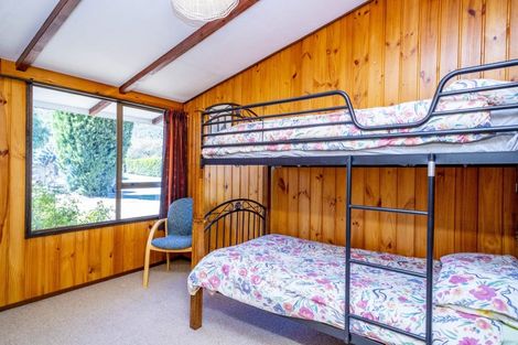 Photo of property in 37 Adamson Drive, Arrowtown, 9302