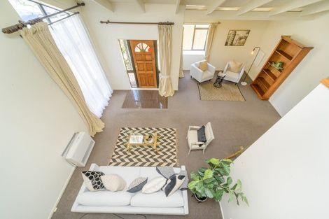 Photo of property in 42a Clifton Terrace, Fitzherbert, Palmerston North, 4410