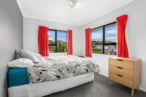 Photo of property in 14 Bowman Place, Whitby, Porirua, 5024