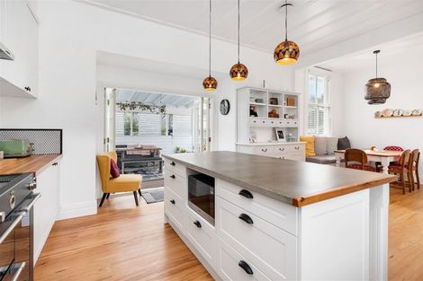 Photo of property in 10 Drummond Street, Regent, Whangarei, 0112