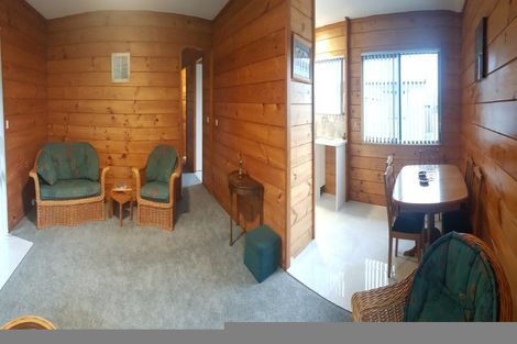 Photo of property in 3/32 Great South Road, Papakura, 2110