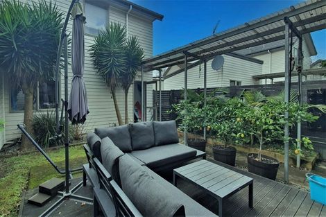 Photo of property in 63 Bruce Pulman Drive, Takanini, 2112