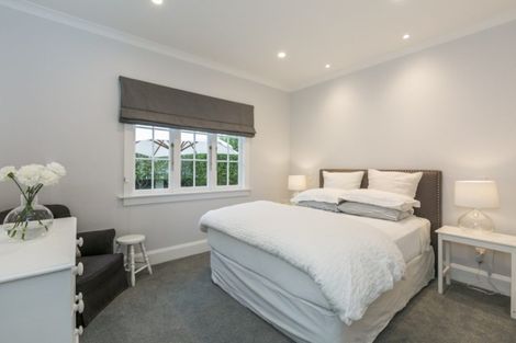 Photo of property in 9 Gillean Street, Havelock North, 4130