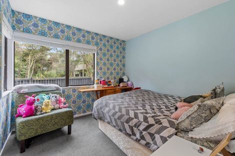 Photo of property in 16 Monkton Close, Greenhithe, Auckland, 0632