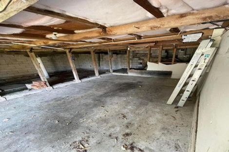 Photo of property in 84 Island Bay Road, Beach Haven, Auckland, 0626