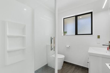 Photo of property in 2 Godley Place, Woodend, 7610