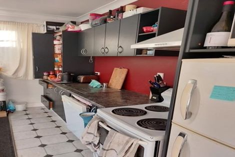 Photo of property in 3/133 Kelburn Parade, Kelburn, Wellington, 6012