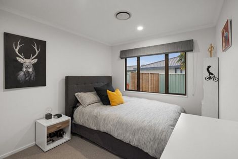 Photo of property in 15 Chelsea Drive, Taradale, Napier, 4112