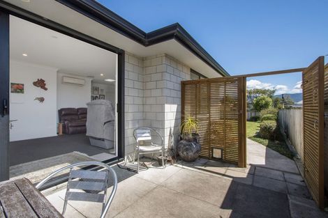 Photo of property in 22 Clive Road, Katikati, 3129