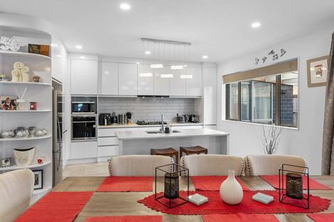 Photo of property in 587 Great South Road, Rosehill, Papakura, 2113