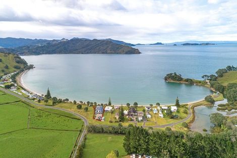 Photo of property in 1 Otautu Wharf Road, Colville, Coromandel, 3584