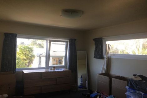 Photo of property in 2/10a Penning Road, Castor Bay, Auckland, 0620