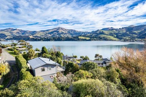 Photo of property in 22 Bayview Crescent, Duvauchelle, 7581