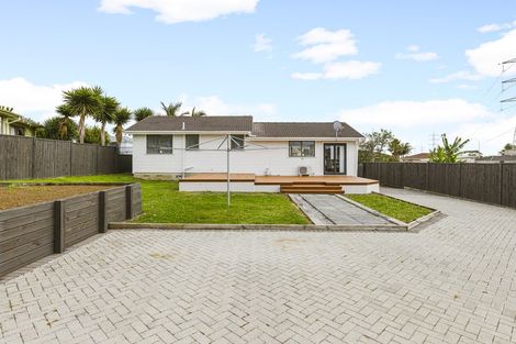 Photo of property in 34 Dissmeyer Drive, Clover Park, Auckland, 2019