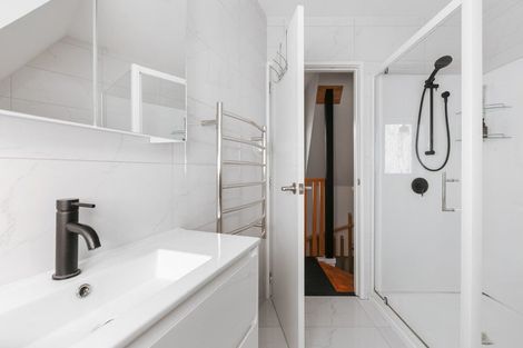 Photo of property in 21d Glenn Terrace, Otumoetai, Tauranga, 3110