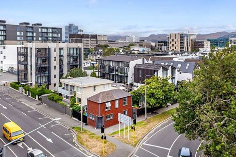 Photo of property in 40 Cranmer Square, Christchurch Central, Christchurch, 8013