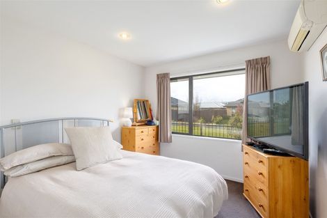 Photo of property in 12 Somerville Crescent, Aidanfield, Christchurch, 8025