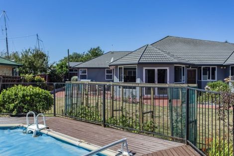 Photo of property in 4 Stanton Place, Woodend, 7610