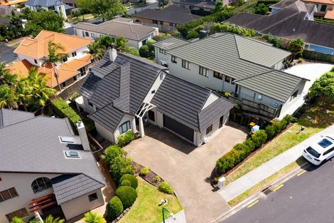 Photo of property in 25 Brooke Ridge Rise, East Tamaki Heights, Auckland, 2016