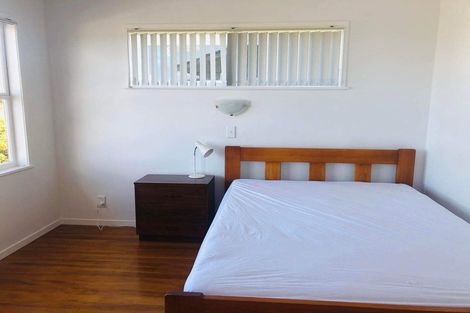 Photo of property in 73 Waimumu Road, Massey, Auckland, 0614