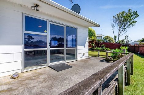 Photo of property in 19 Camellia Avenue, Bell Block, New Plymouth, 4312