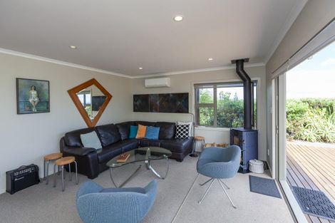Photo of property in 63 Rosetta Road, Raumati South, Paraparaumu, 5032