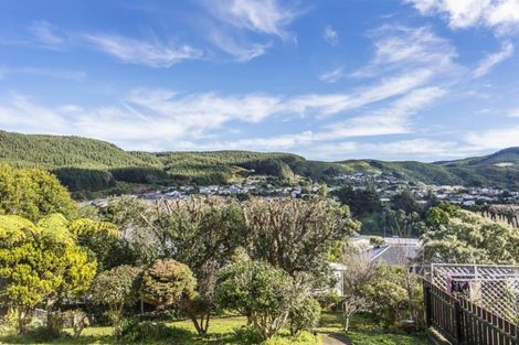 Photo of property in 78 Taylor Terrace, Tawa, Wellington, 5028