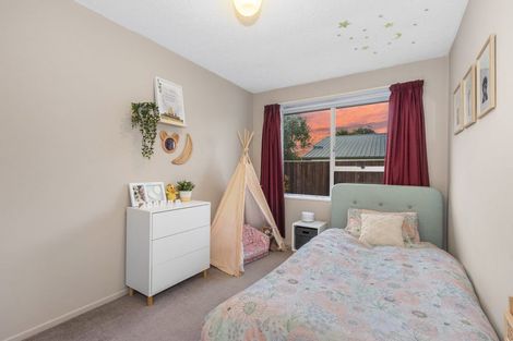Photo of property in 1/20 Glenharrow Avenue, Avonhead, Christchurch, 8042