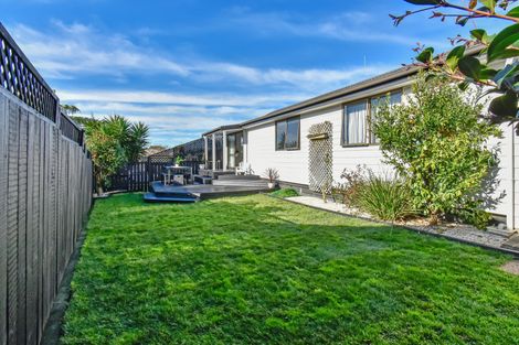 Photo of property in 1/3 Hoylake Place, Wattle Downs, Auckland, 2103