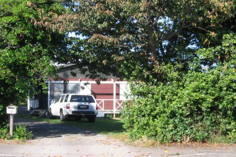 Photo of property in 12 Atmore Avenue, Otaki, 5512