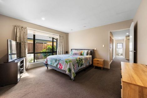 Photo of property in 32 East Ellington Drive, Mairehau, Christchurch, 8052