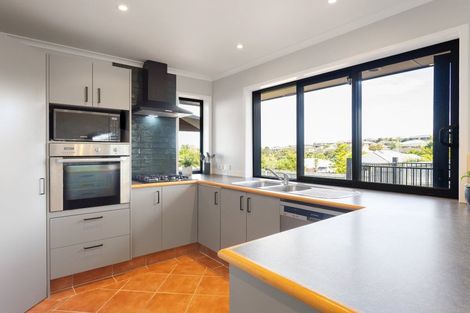 Photo of property in 1 Farnborough Drive, Nawton, Hamilton, 3200