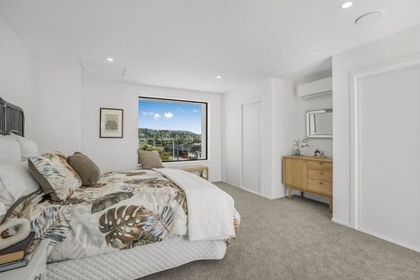 Photo of property in 2/10 Pascoe Avenue, Paremata, Porirua, 5026