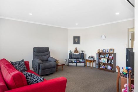Photo of property in Trackside Villas, 4/91 Mako Mako Road, Levin, 5510