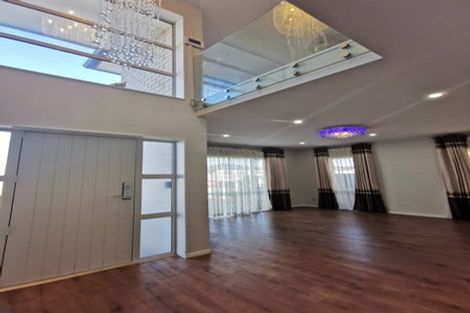 Photo of property in 72 Castlederg Drive, Flat Bush, Auckland, 2019