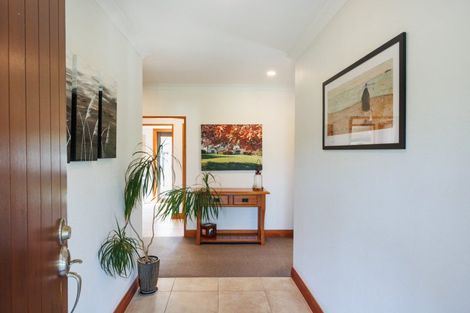Photo of property in 443 Stoney Creek Road, Kelvin Grove, Palmerston North, 4470