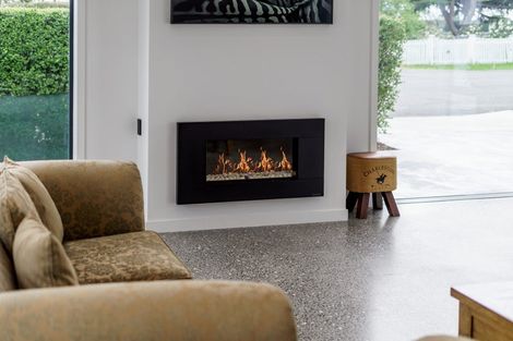 Photo of property in 30 Princess Street, Martinborough, 5711